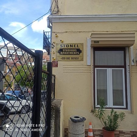 Стонел Appartement Veliko Tarnovo Buitenkant foto