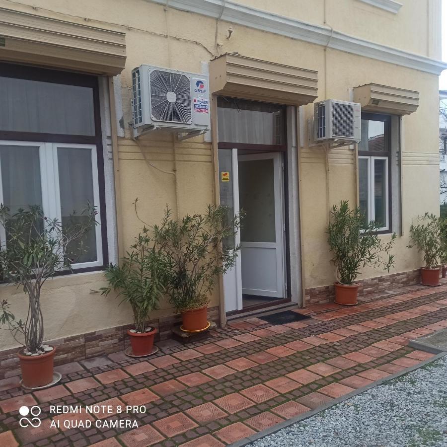 Стонел Appartement Veliko Tarnovo Buitenkant foto
