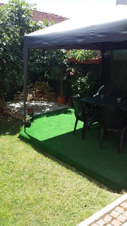 Стонел Appartement Veliko Tarnovo Buitenkant foto